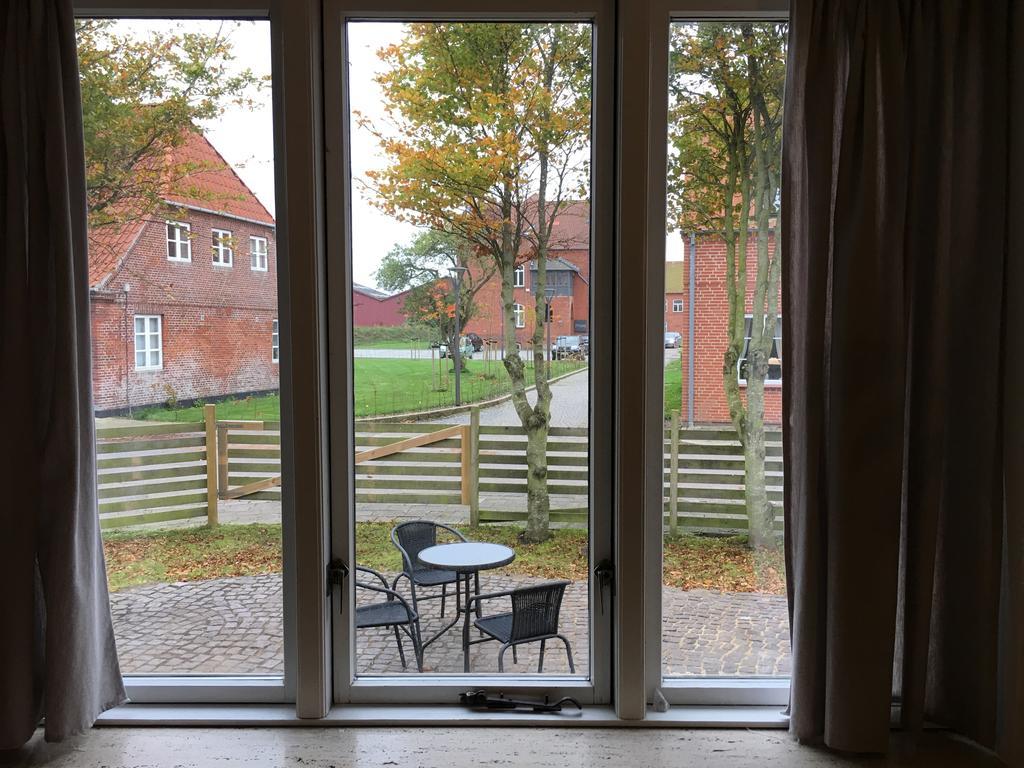 Studio Apartment In Højer Екстериор снимка