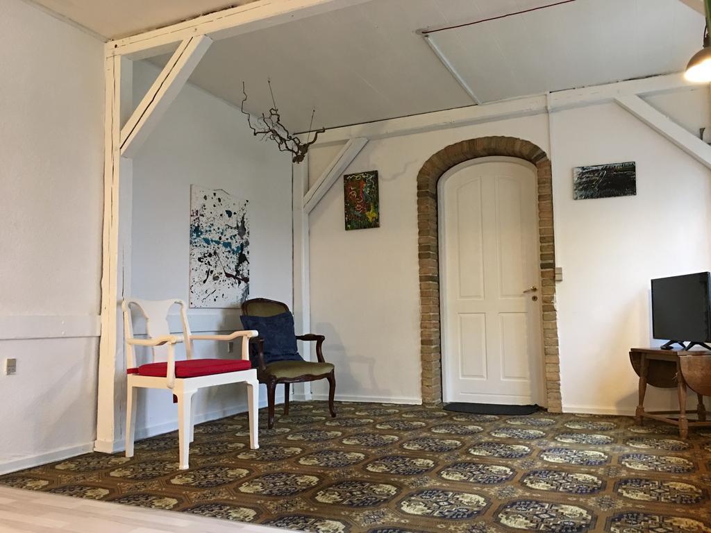 Studio Apartment In Højer Екстериор снимка