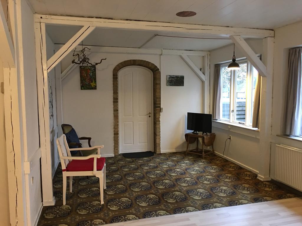 Studio Apartment In Højer Екстериор снимка